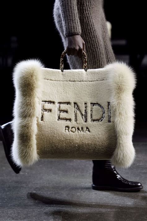 Gloria Fendi Bags 